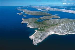 Charter-Kroatien-Sukosan: Die Insel Murter
