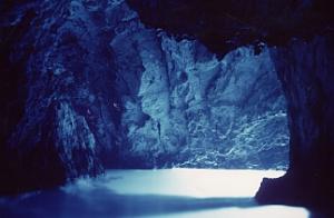 Charter-Kroatien-Sukosan: Die Blaue Grotte von Biaevo